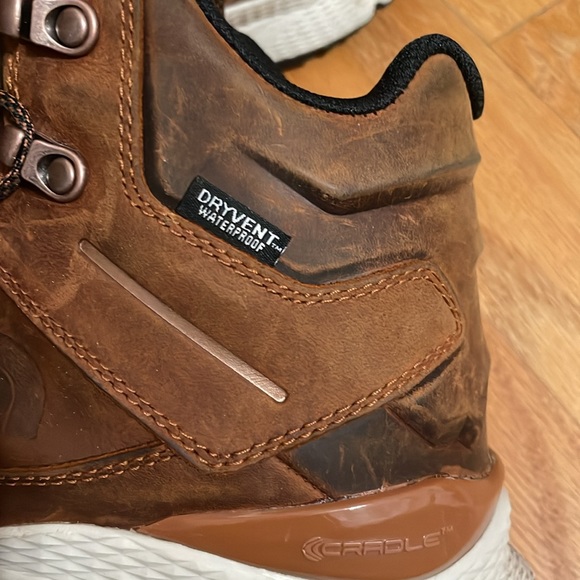The North Face brown Men’s Vals II Mid Leather Waterproof Boots size 10.5 main image 16